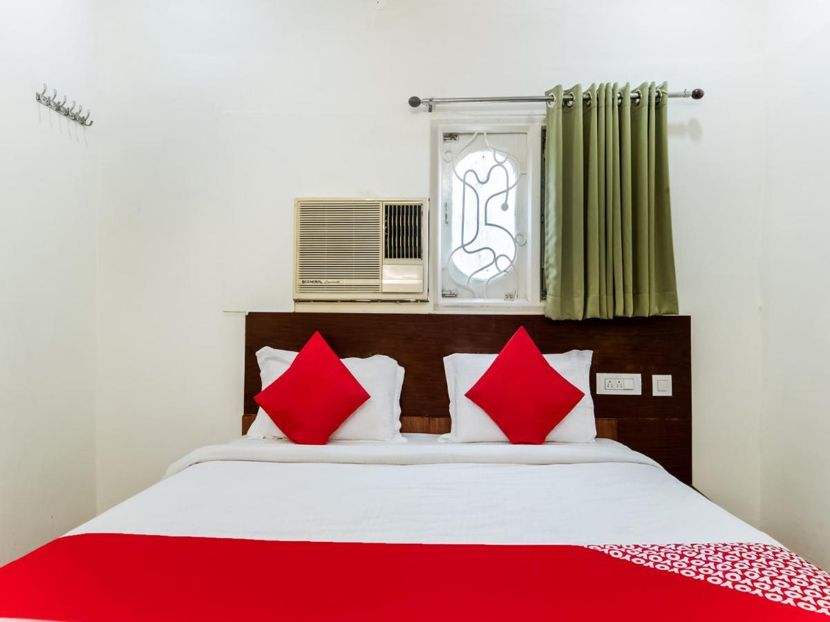 Oyo 76129 Rk Inn Guntūr エクステリア 写真
