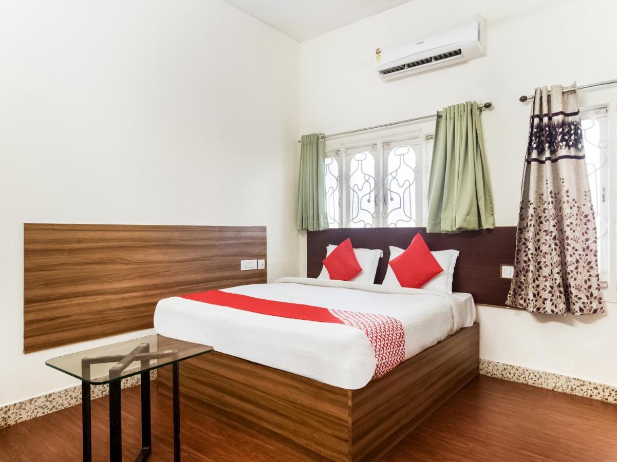 Oyo 76129 Rk Inn Guntūr エクステリア 写真