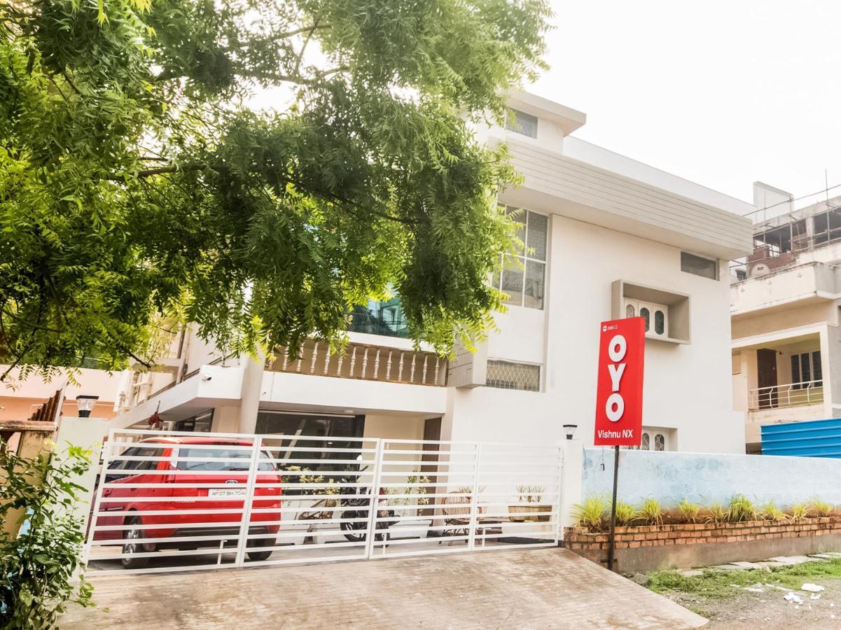 Oyo 76129 Rk Inn Guntūr エクステリア 写真